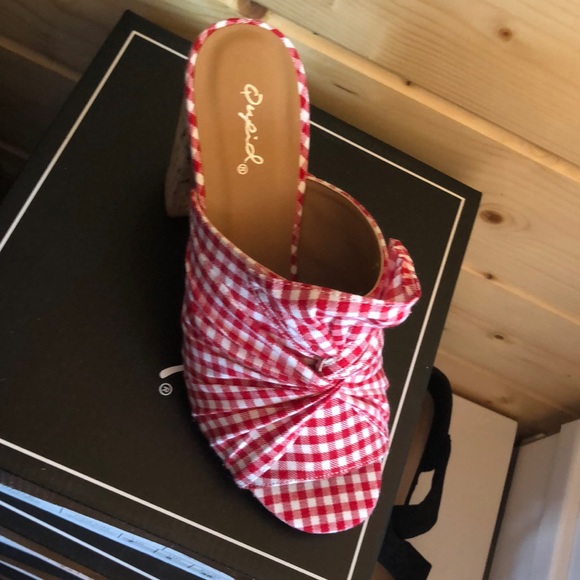 CHUNKY HEELS Open Toe Sandal - Picture 3 of 4